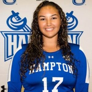 Meet your Posher, Lena